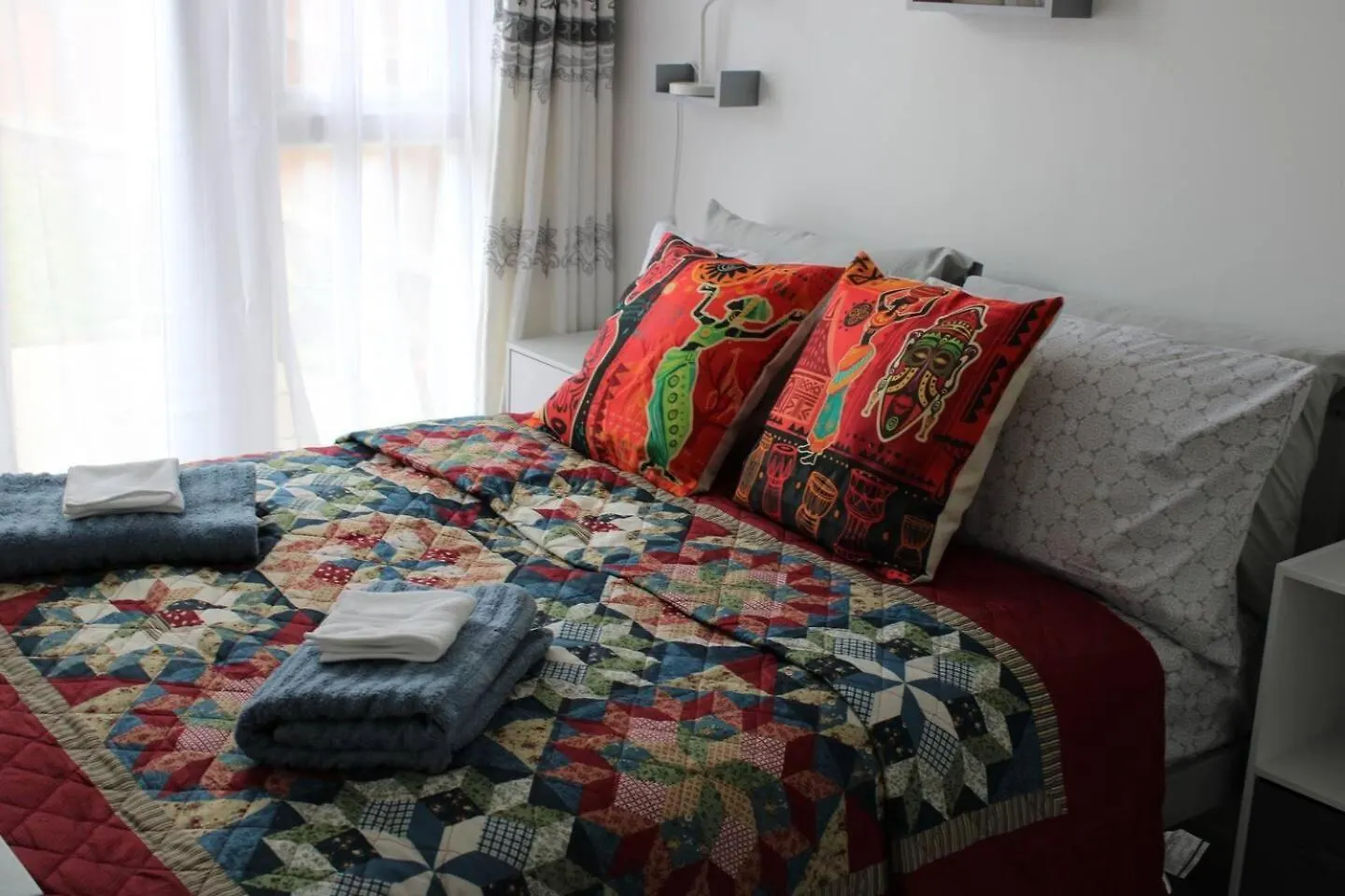 Stunning 2-Bed Ground Floor Apartment In Romford